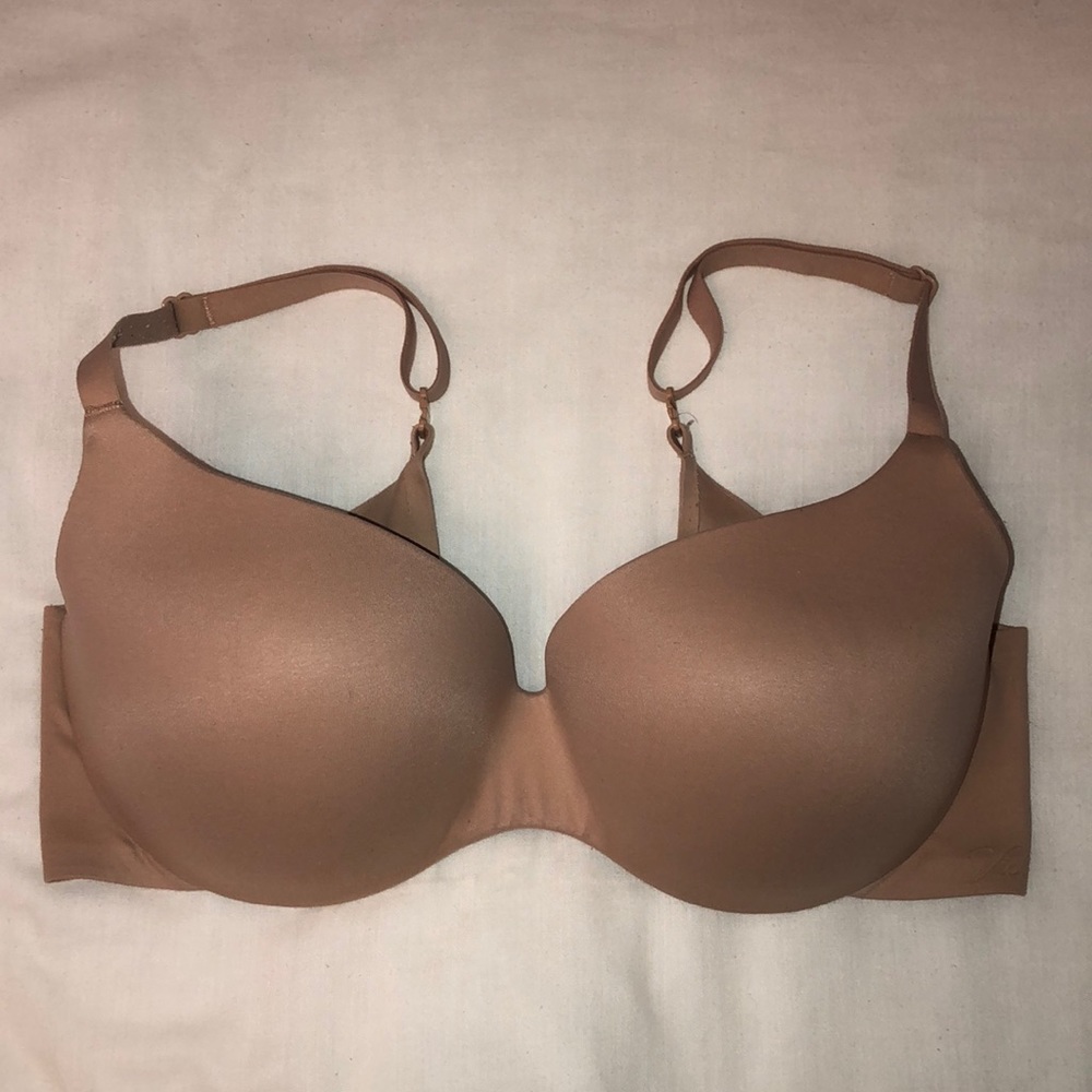 Incredible lightly lined bra || Victoria’s Secret
